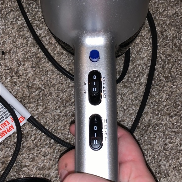 GVP Hairdryer - Picture 3 of 5